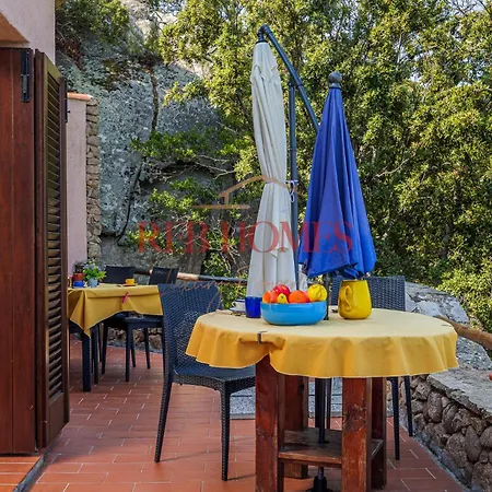 Mala House Monte Ladu شقة *